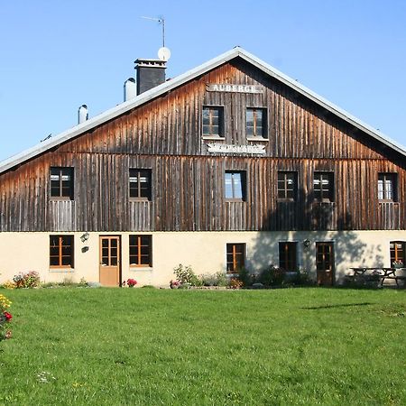Auberge De La Perdrix Hauterive-la-Fresse Luaran gambar