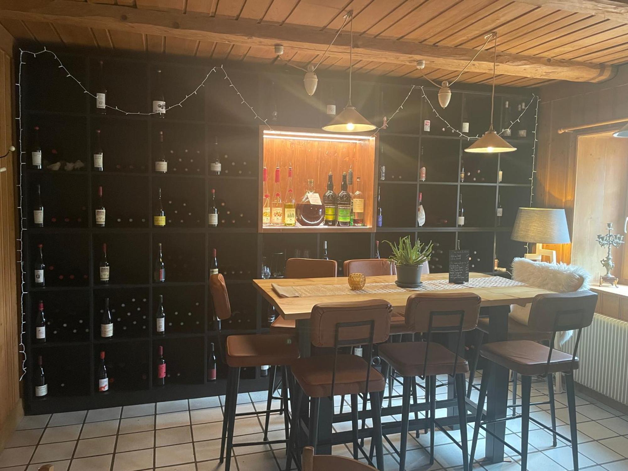Auberge De La Perdrix Hauterive-la-Fresse Luaran gambar
