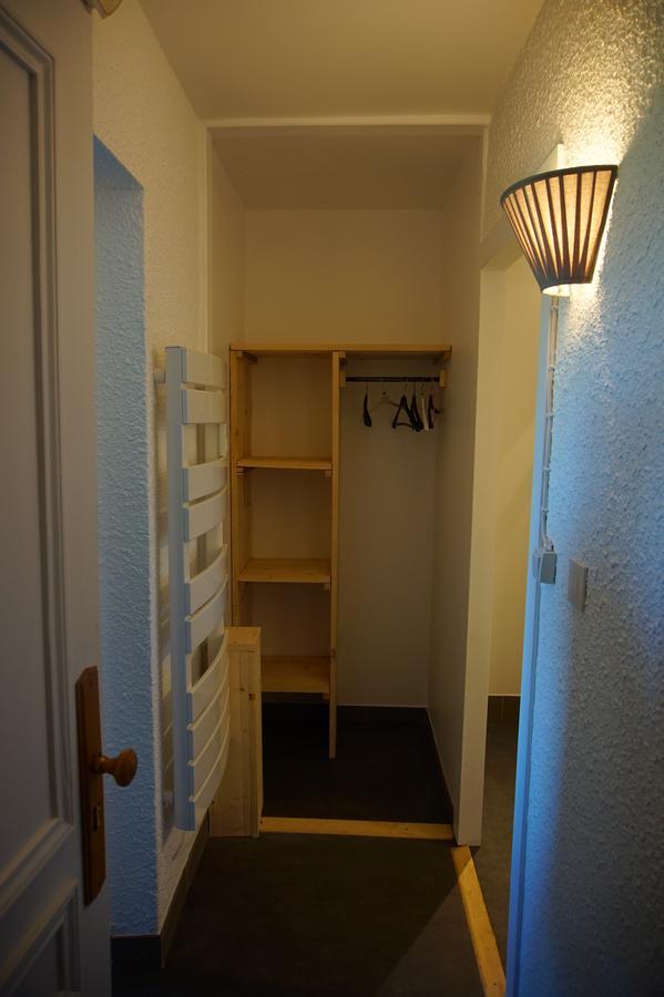 Auberge De La Perdrix Hauterive-la-Fresse Luaran gambar